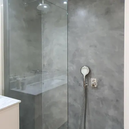 Charming Close To Lx Factory *