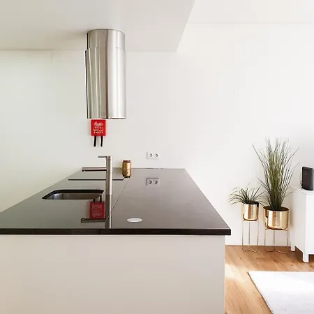 Charming Close To Lx Factory * Lisbon