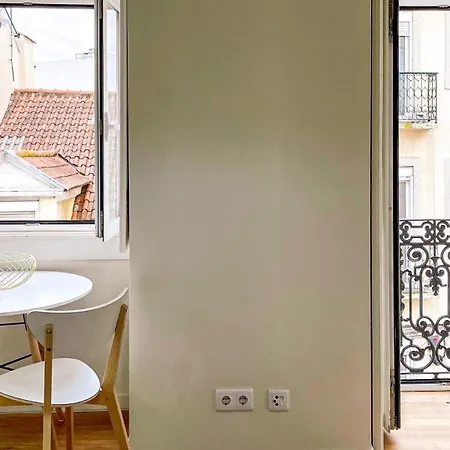 Charming Close To Lx Factory * Lisbon